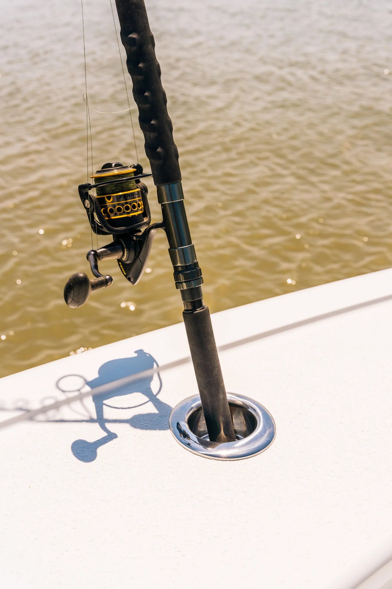 Gemlux Screwless Cup Holder & Rod Holder 15º